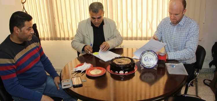 الحياة والأمل توقع اتفاقيات مع مؤسسة CRS