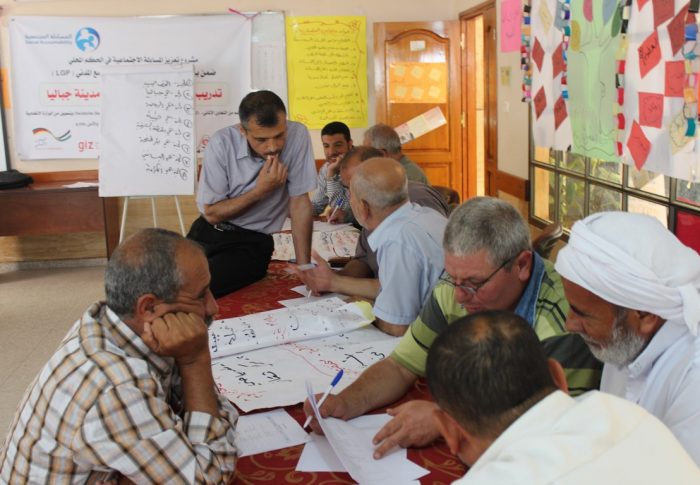 جمعية الحياة والأمل تختتم تدريب لجان الأحياء